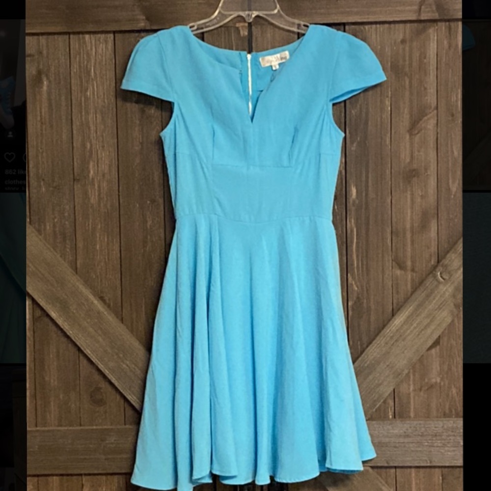1950s Vintage Blue capsleeve dress